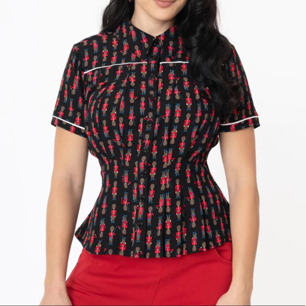 Unique Vintage British Guard Top